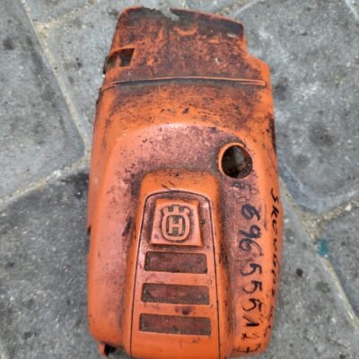 Husqvarna 555 Korpuso dangtelis