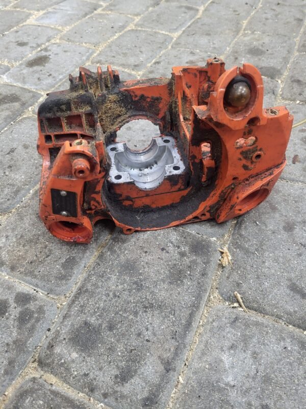 Husqvarna 240 Variklio blokas