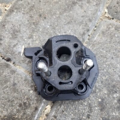 Husqvarna 235, 240 Karbiuratoriaus adapteris