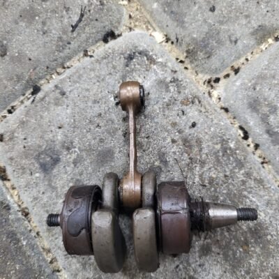 Husqvarna 323R Alkūninis velenas