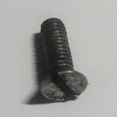 Husqvarna 254, 444 Varžtas 10mm