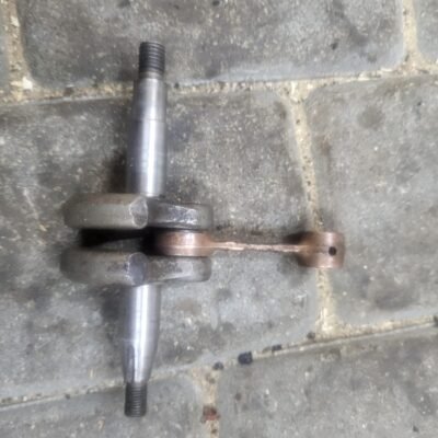 Husqvarna 51 Alkūninis velenas