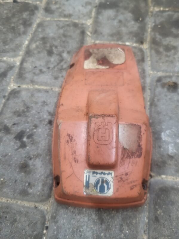 Husqvarna 136 Korpuso dangtelis