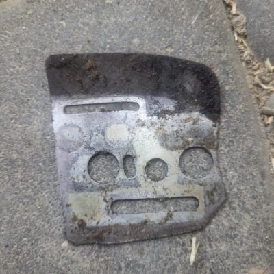 STIHL 026 Grandinės juostos tvirtinimo plokštelė