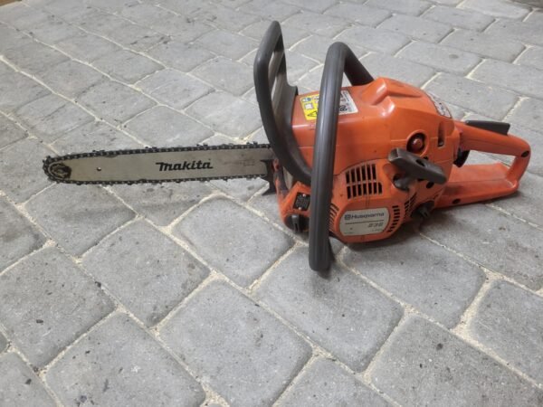Husqvarna 236