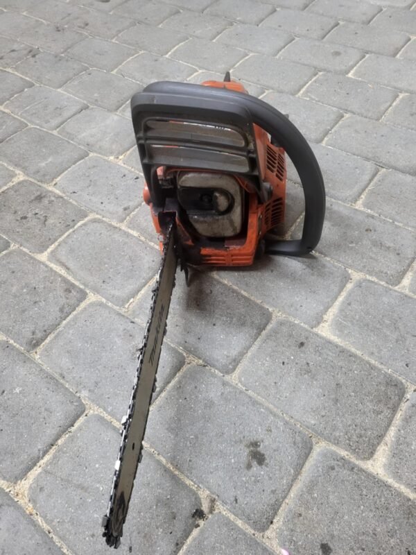 Husqvarna 236 - Image 3
