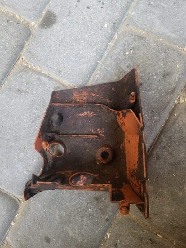 STIHL MS341, MS361 Variklio dangtelis - Image 2