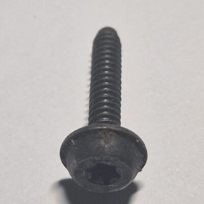 Kinietiškas varžtas 28mm