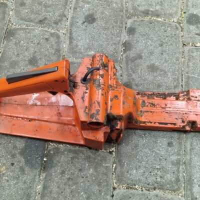 Husqvarna 55 Kuro bakas su kamščiu