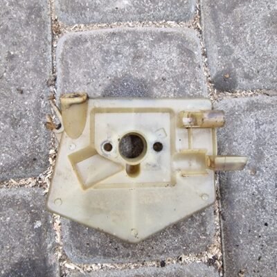 Husqvarna 55 Oro filtro apatinė dalis, laikiklis