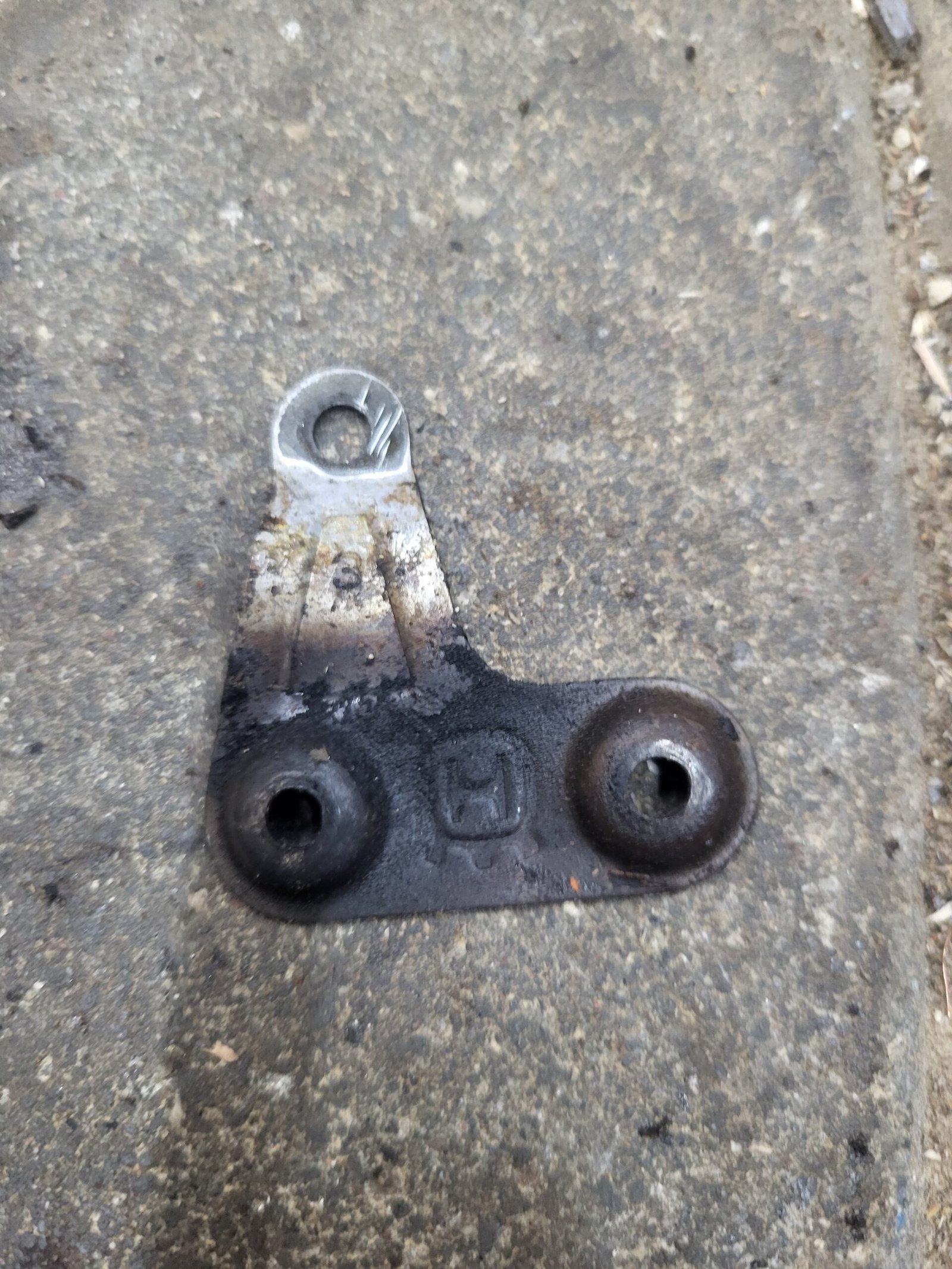 Husqvarna 234 Duslintuvo laikiklis