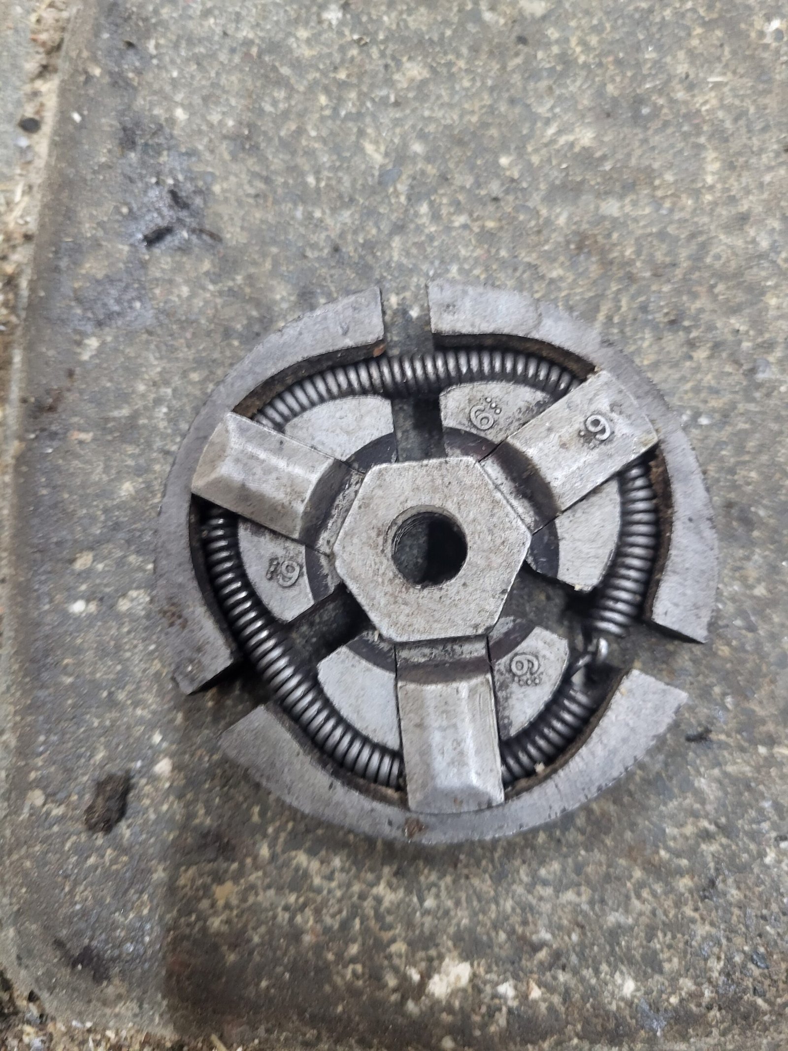 Husqvarna 234 Sankaba