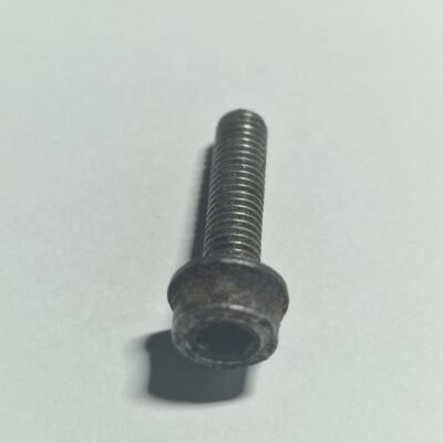 Husqvarna 136 Varžtas 22mm