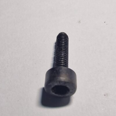 Husqvarna Varžtas 18mm