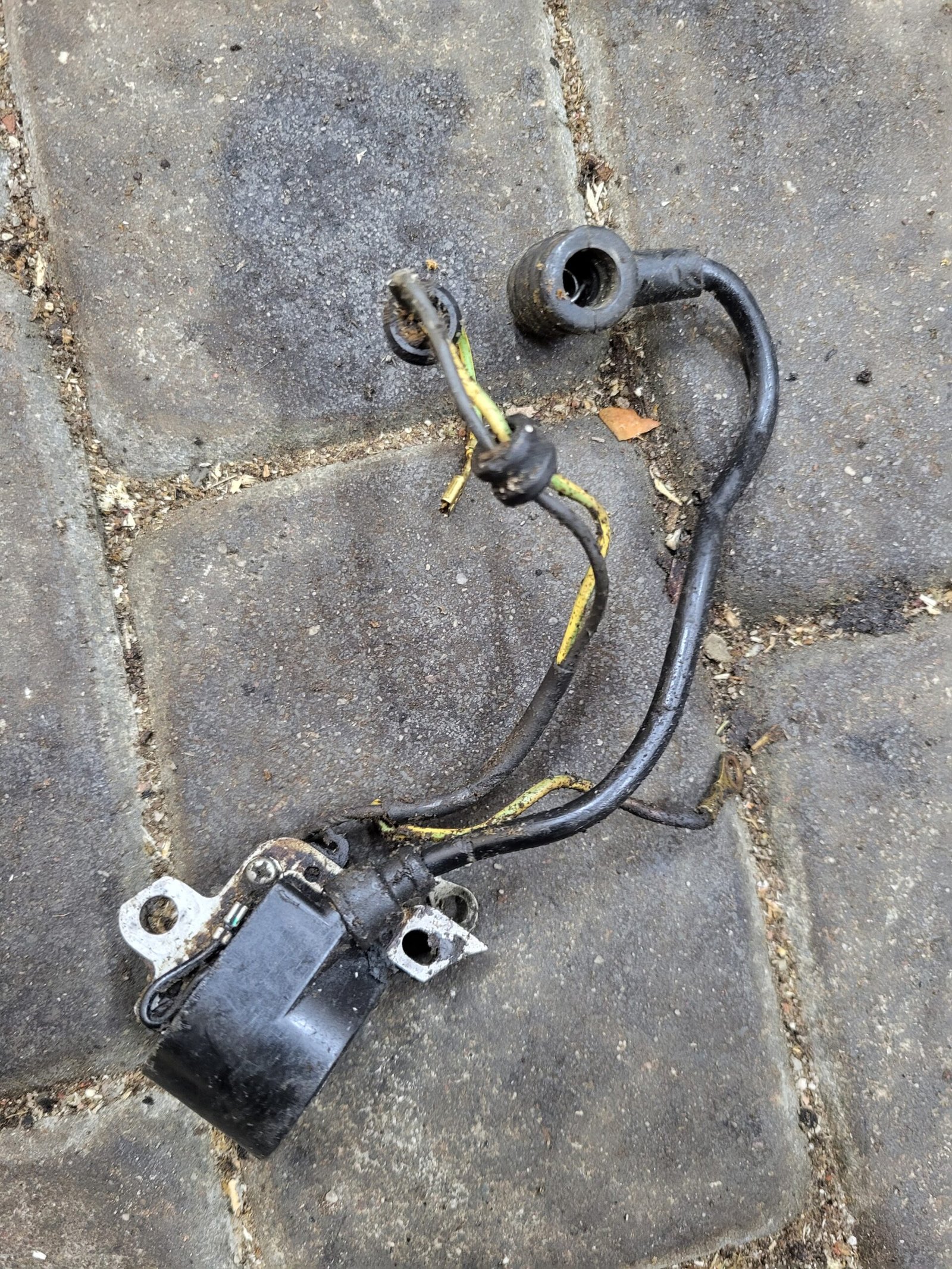 STIHL MS290 Uždegimo ritė