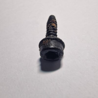 Shindaiwa 490 Varžtas 22mm