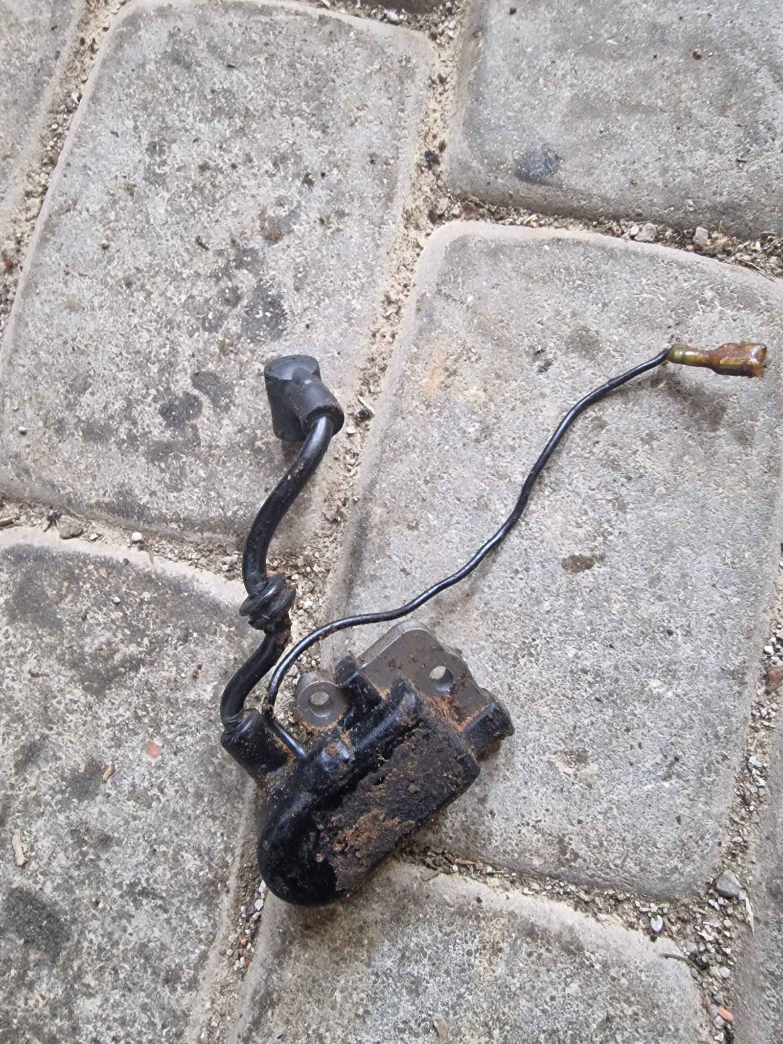 Echo CS-2900 Uždegimo ritė