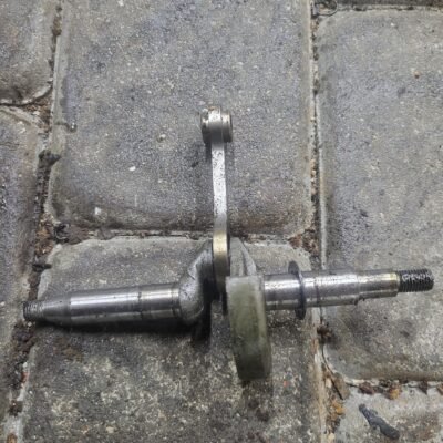 Makita DCS400 Alkūninis velenas (Subirėjas švaistiklio guolis)