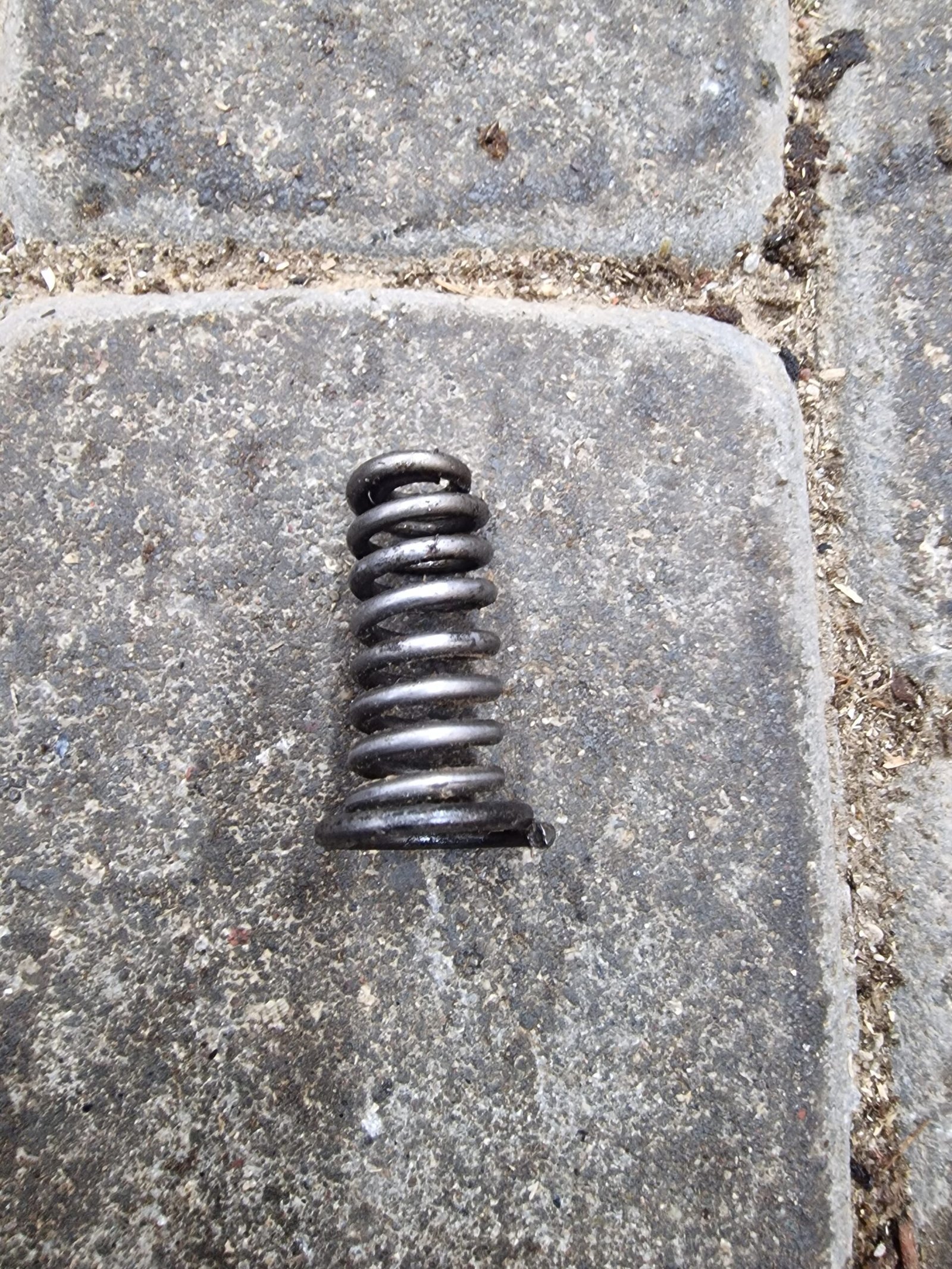 Husqvarna 40 Amortizatorius