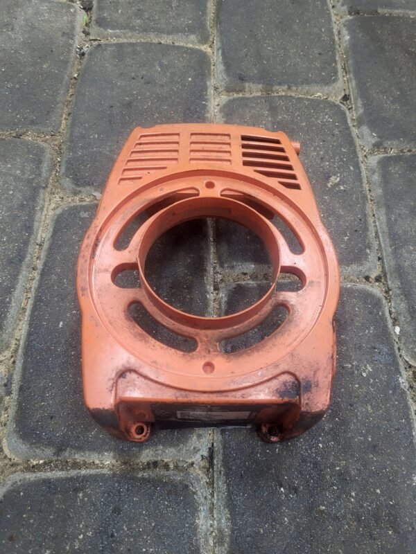 Husqvarna 125C Korpuso dangtelis