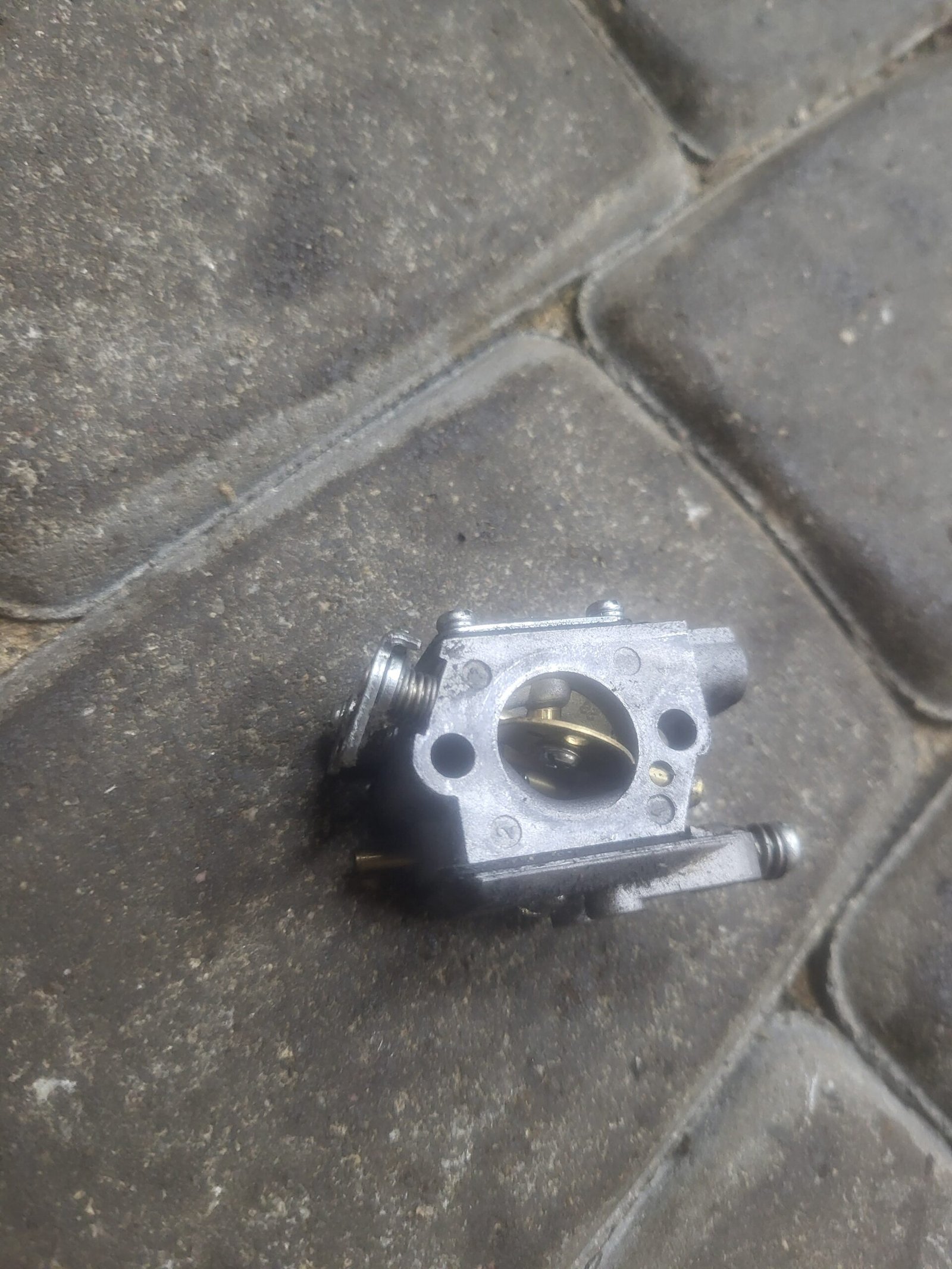 Stiga SP350-14 Karbiuratorius A3733