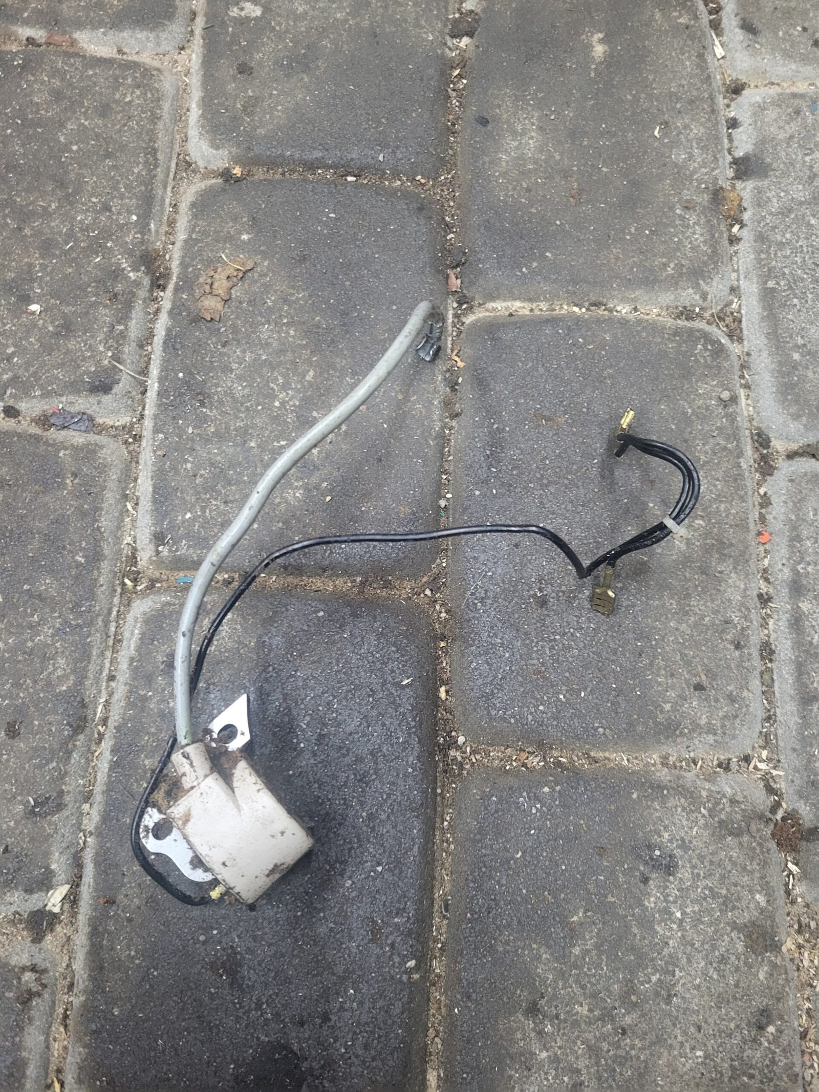 McCulloch MAC540 Uždegimo ritė