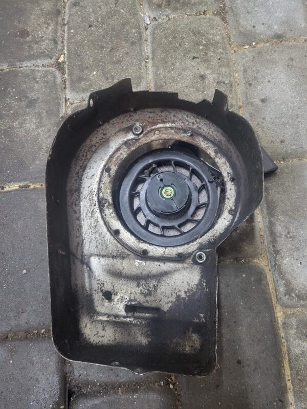 Briggs & Stratton 3.5HP Classic Starteris - Image 2