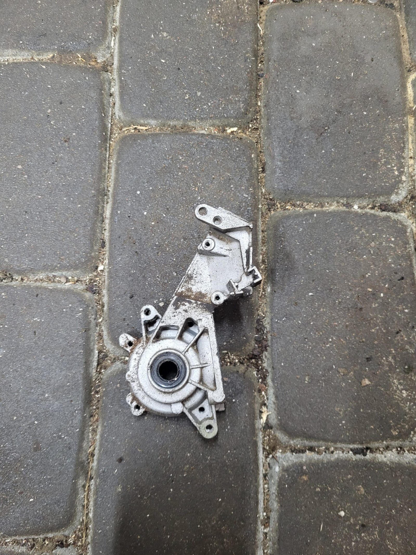Alko BKS4040 Variklio blokas, sankabos pusė
