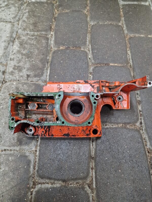 Husqvarna 254 Variklio blokas, sankabos pusė - Image 2