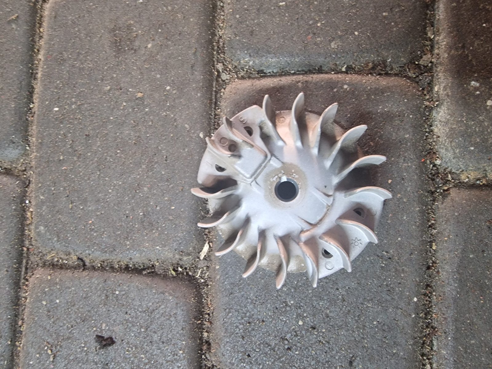 Echo ES-255ES Smagratis