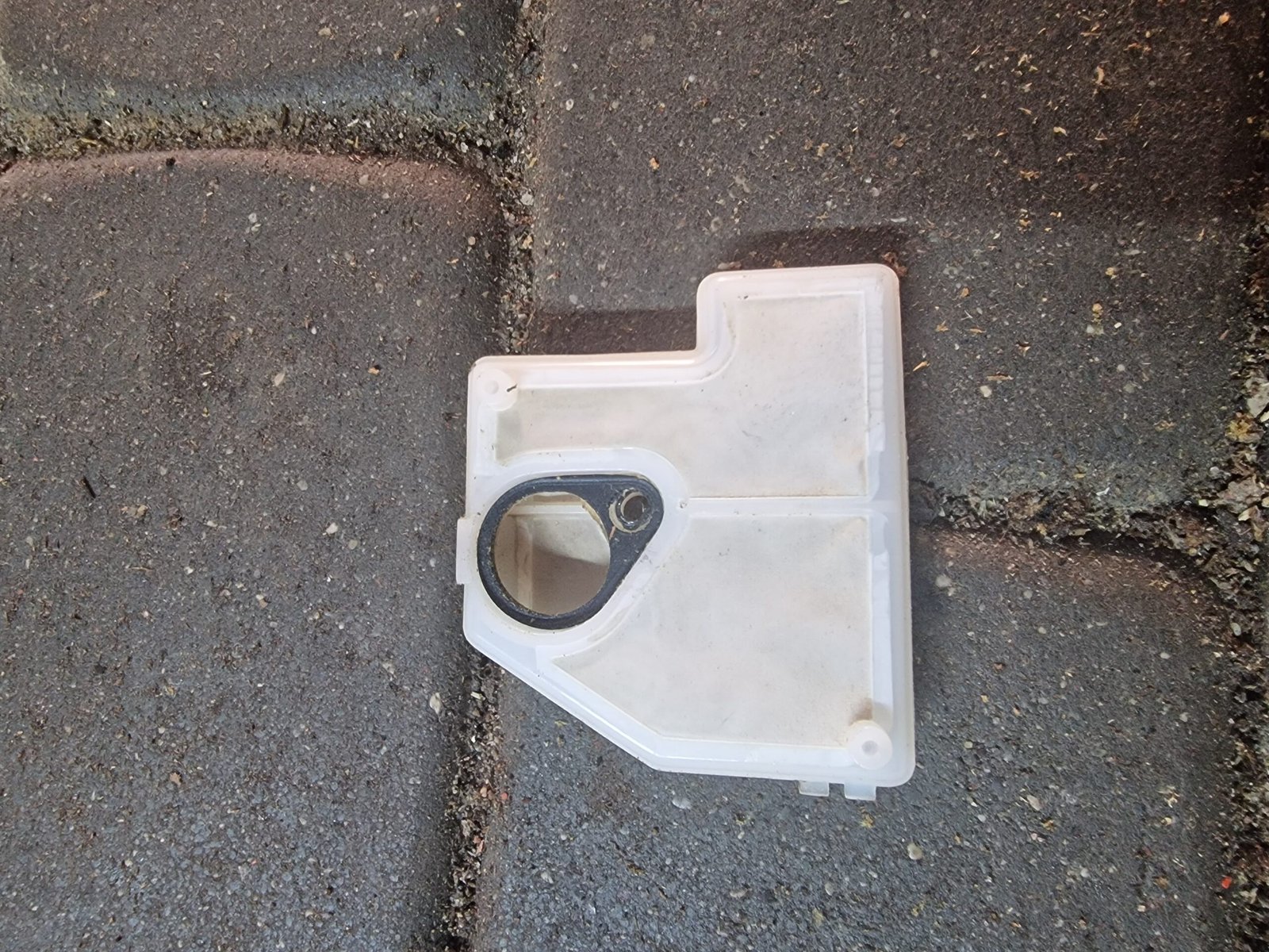 Hitachi CS33EB Oro filtras - Image 2