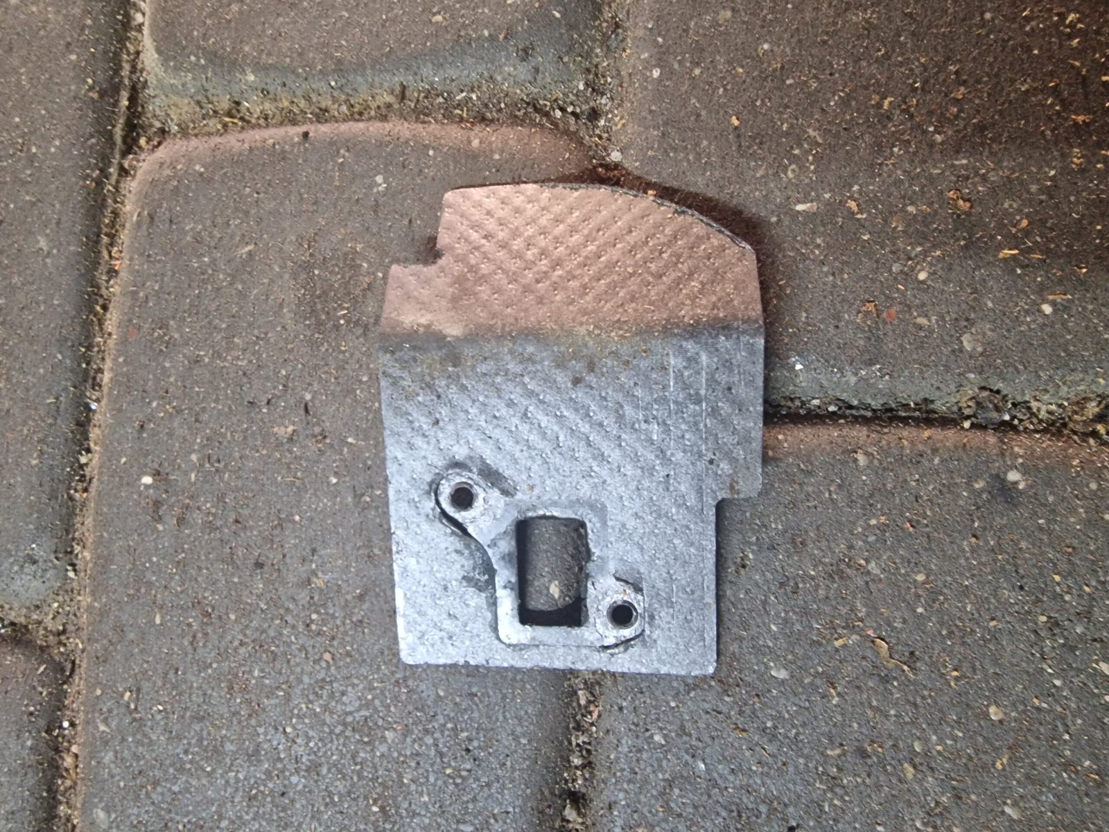 Hitachi CS33EB Deflektorius nuo karščio