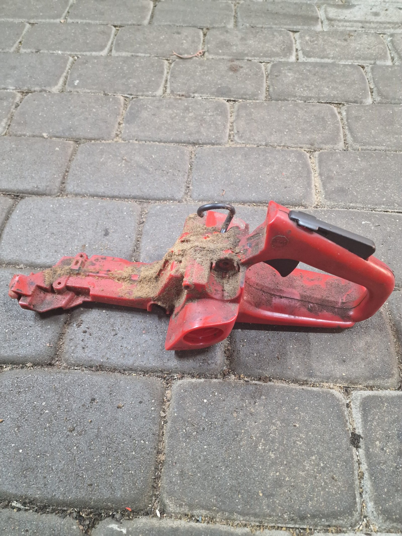 Jonsered 2141 Kuro bakas A4501