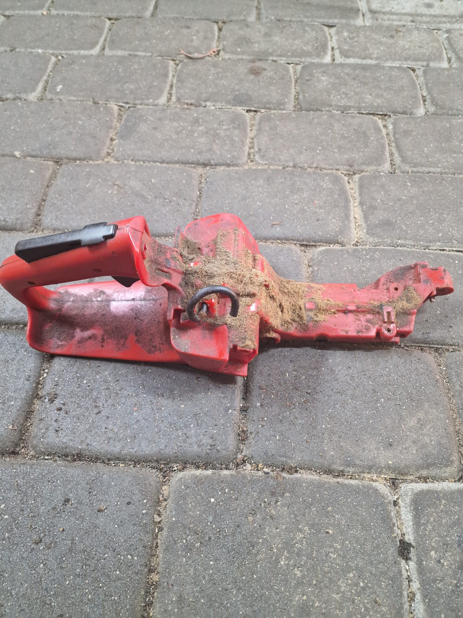 Jonsered 2141 Kuro bakas A4501