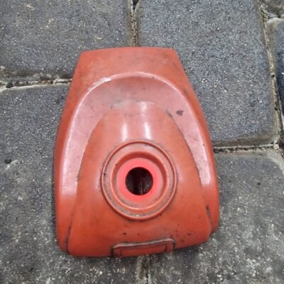 Kinietiško pjūklo Korpuso dangtelis