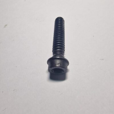 Husqvarna  335XPT  Varžtas 32mm