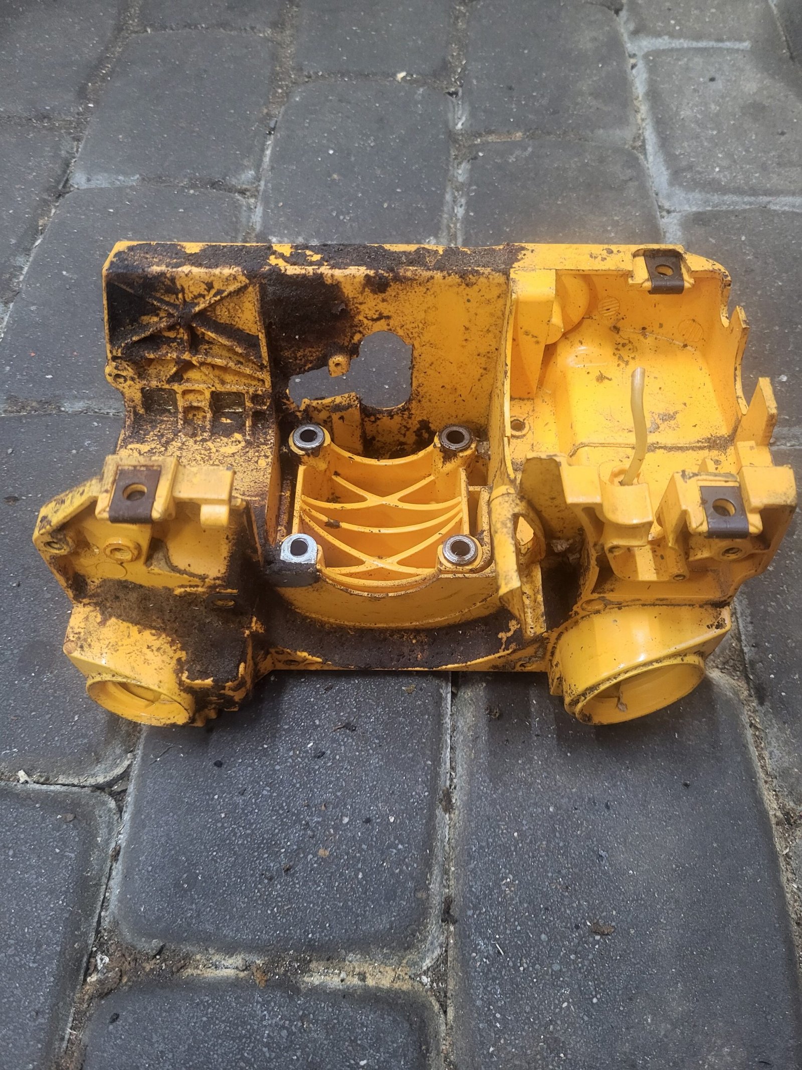 Partner 351 Variklio korpusas