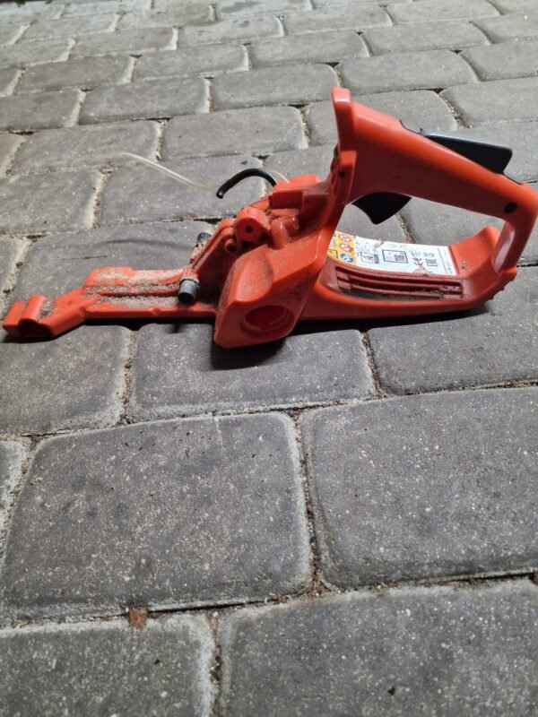 Husqvarna 130 Kuro bakas