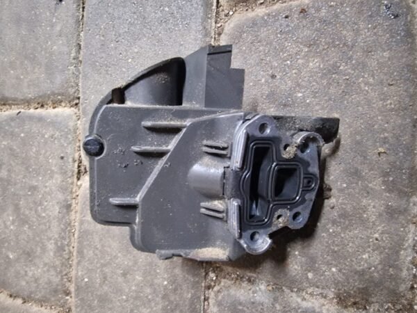 Husqvarna 130 Įsiurbimo kolektorius