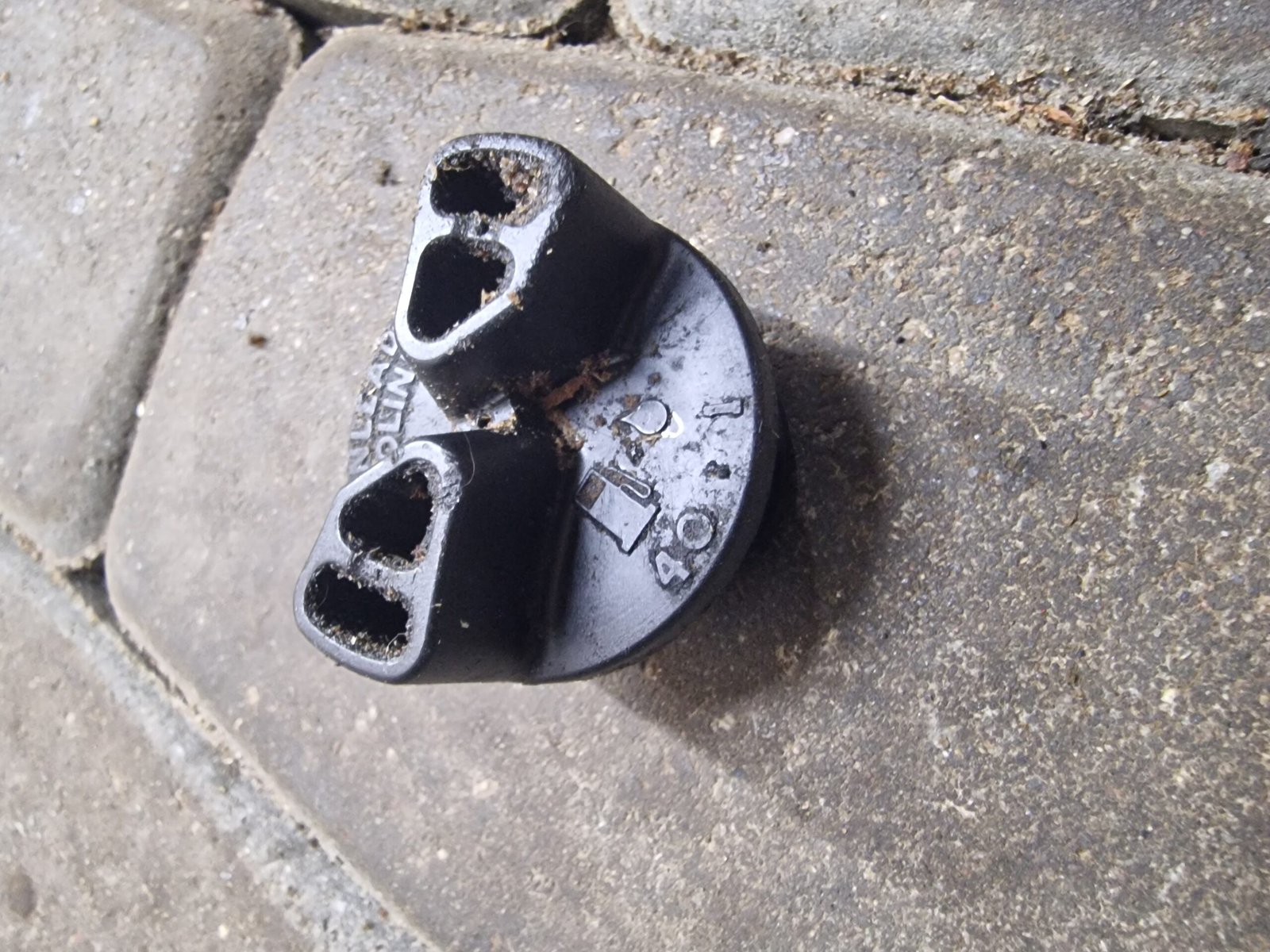 Partner 352 Kuro bako kamštis