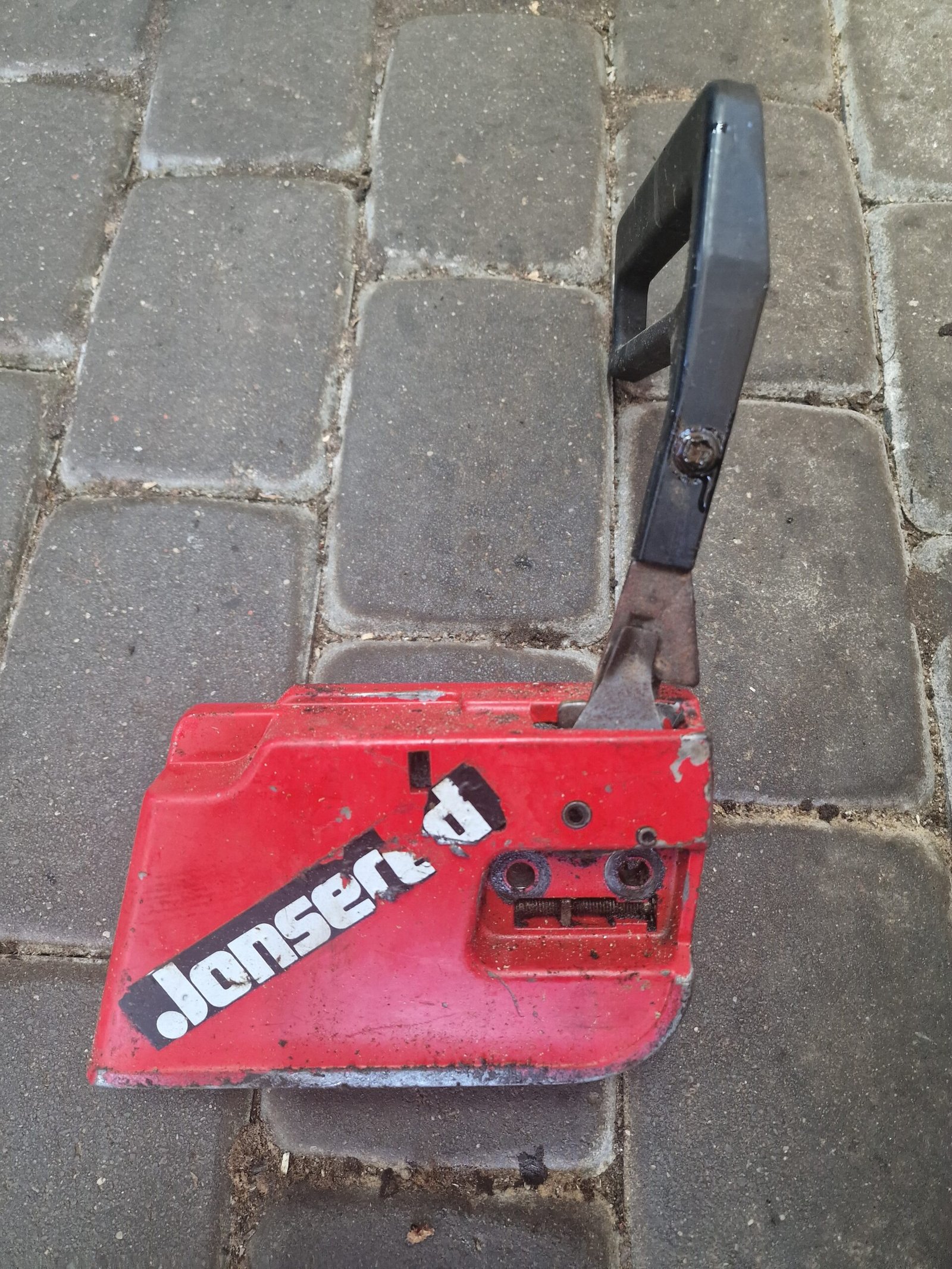 Jonsered 590 Sankabos dangtelis A5017