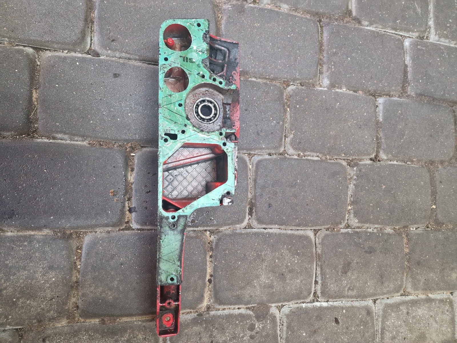 Jonsered 590 Variklio blokas, sankabos pusė A5018