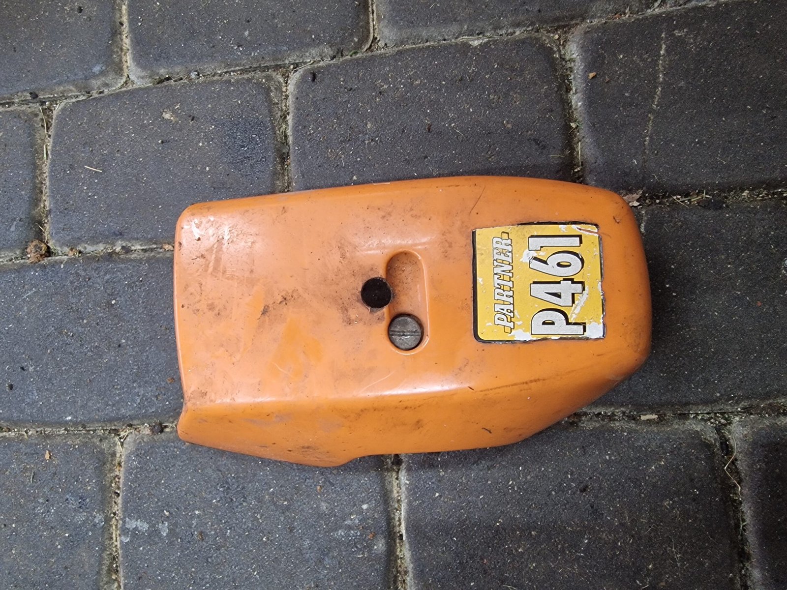 Partner P461 Korpuso dangtelis