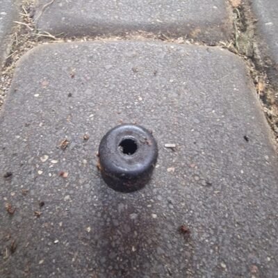 Hitachi CS33EB Amortizatorius