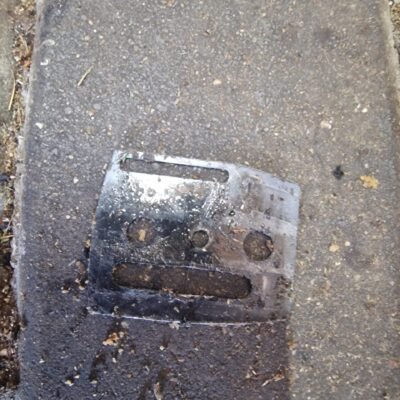 Lux Tools Grandinės juostos tvirtinimo plokštelė