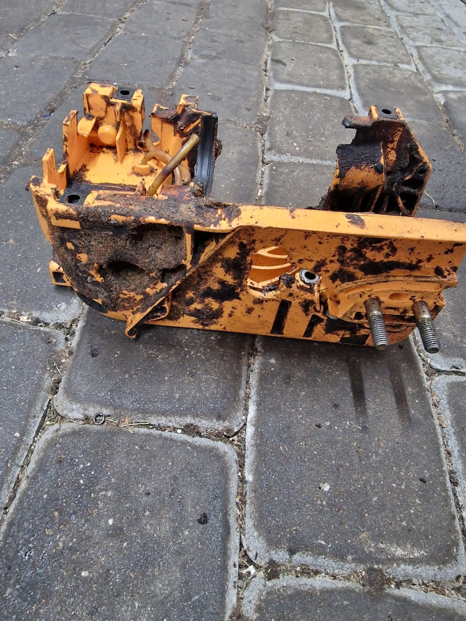 Partner 351 Variklio korpusas - Image 2