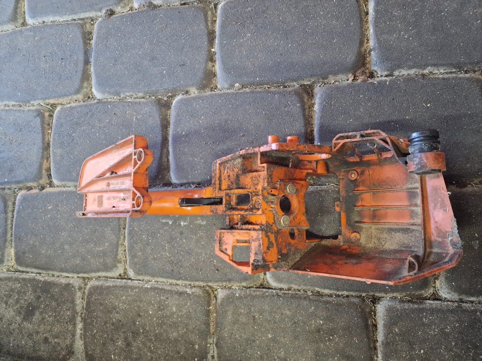 STIHL 025 Cilindro dangtelis su rankena A5612
