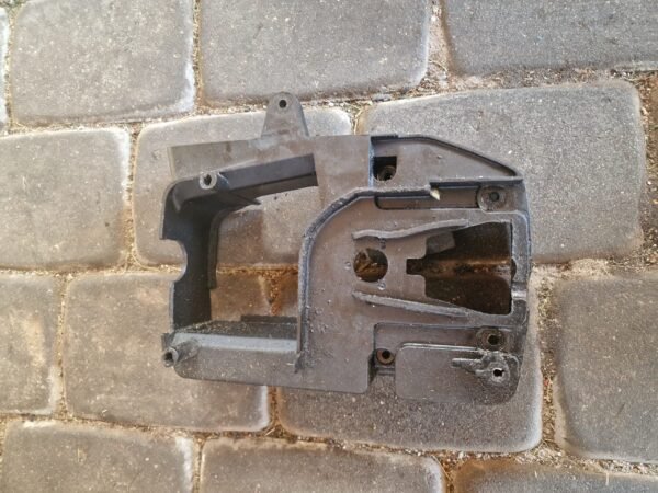 Alko BKS 35/35 Variklio gaubtas, sankabos pusė