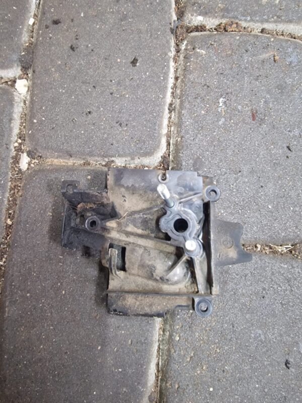 Honda GX25 Karbiuratoriaus jungtis - Image 2