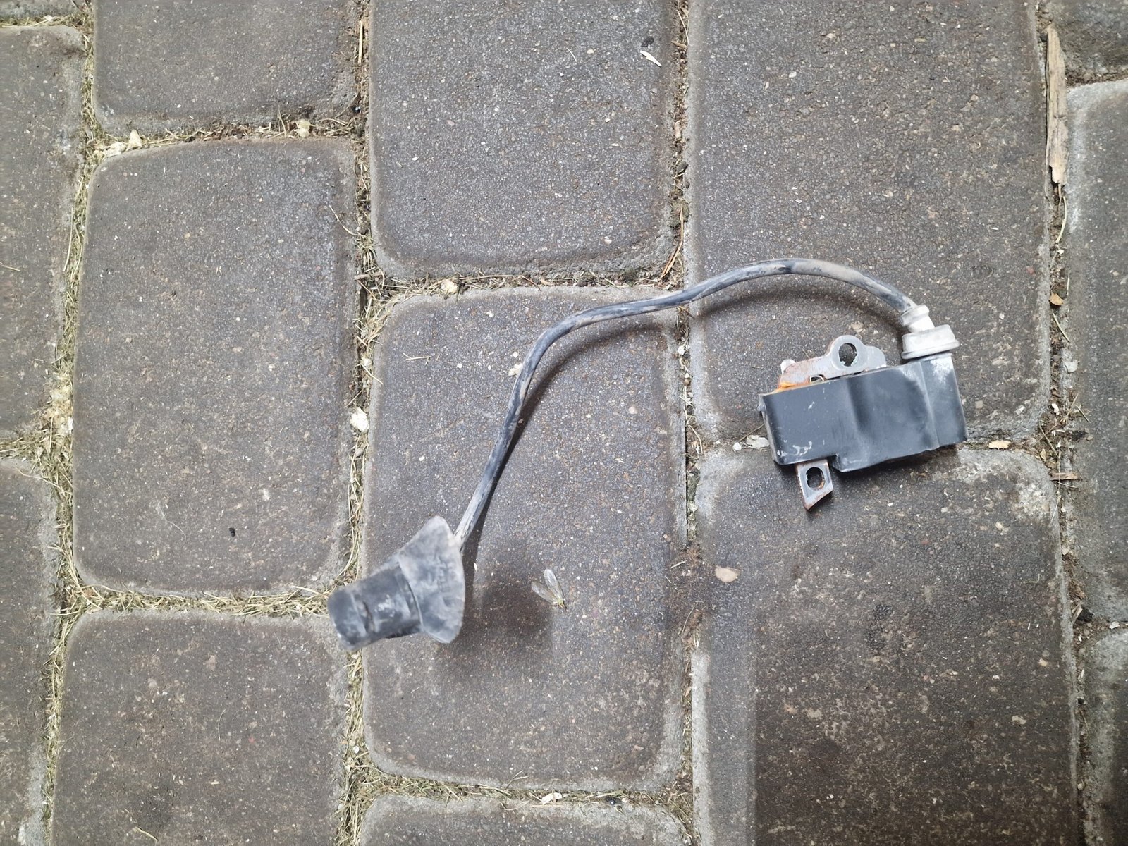 STIHL TS410 Uždegimo ritė A6106